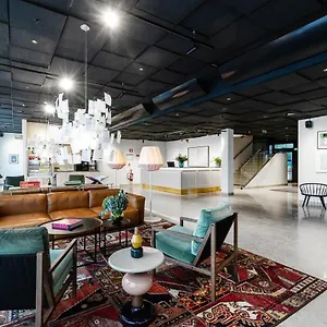 Biz Bromma شقة فندقية