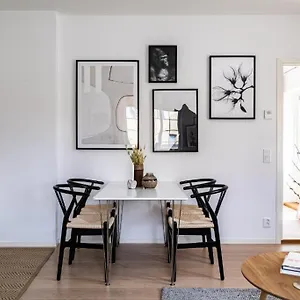 Apartment Beautiful And Modern Near, Stockholm